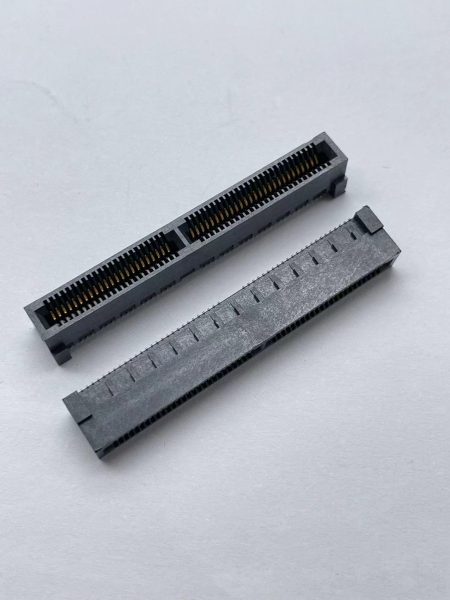 HSEC8-150-01-L-DV-A-BL 0.8mm pitch 100pins high speed vertical edge card socket btb connector
